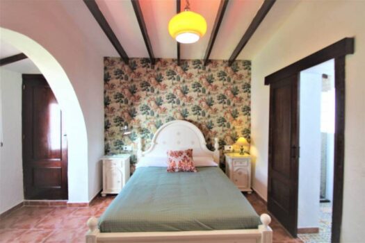 9 bedroom Villa for sale in Cabo Roig