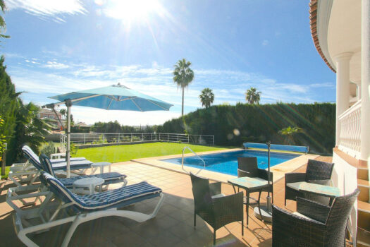 5 Bed Detached Villa for sale in Mijas Golf, Costa del Sol