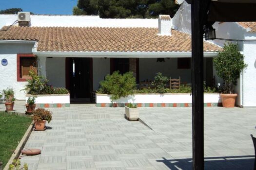 9 bedroom Villa for sale in Cabo Roig