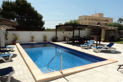 9 bedroom Villa for sale in Cabo Roig