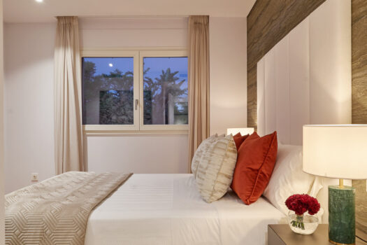 2 Bed Ground Floor Apartment for sale in Marbella, Costa del Sol