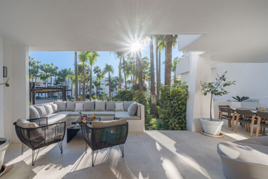 3 Bed Ground Floor Apartment for sale in The Golden Mile, Costa del Sol