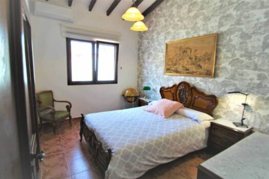 9 bedroom Villa for sale in Cabo Roig