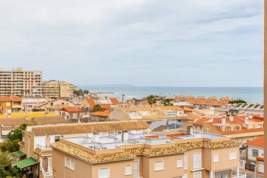 Spectacular south facing corner apartment with sea views 100m from the beach!