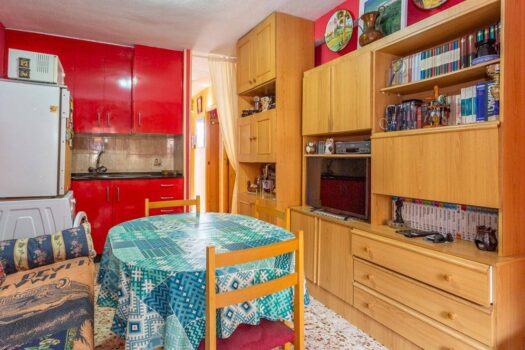 Opportunity with sea views and two bedrooms