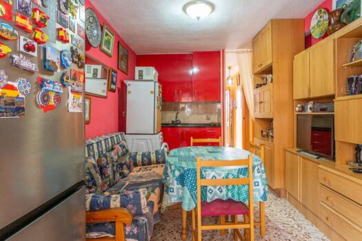 Opportunity with sea views and two bedrooms