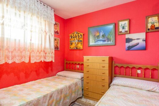 Opportunity with sea views and two bedrooms