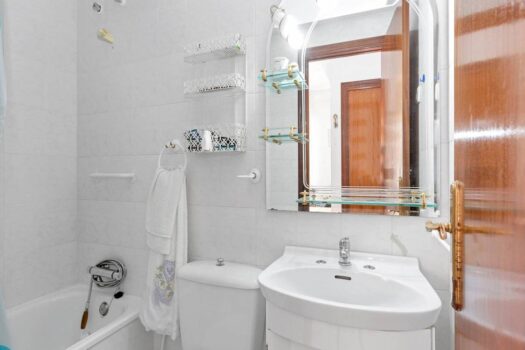 Fantastic one-bedroom flat 200 metres from the sea