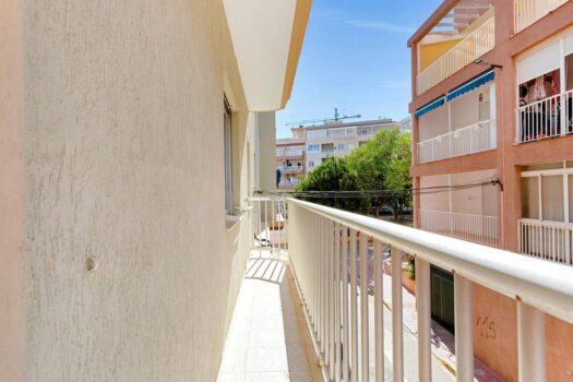 Fantastic one-bedroom flat 200 metres from the sea