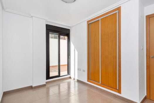 Great apartment like new!!