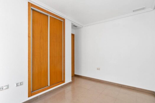 Great apartment like new!!