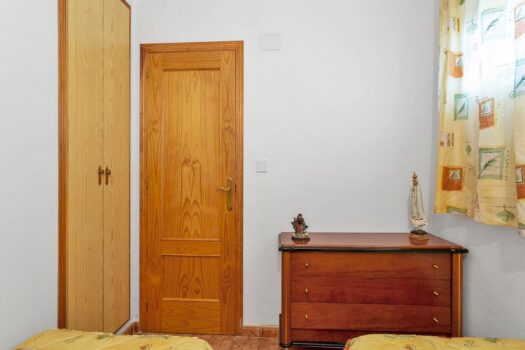 2 bedroom house with pool, garage and storage room