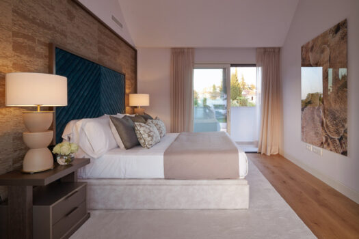 2 Bed Ground Floor Apartment for sale in Marbella, Costa del Sol