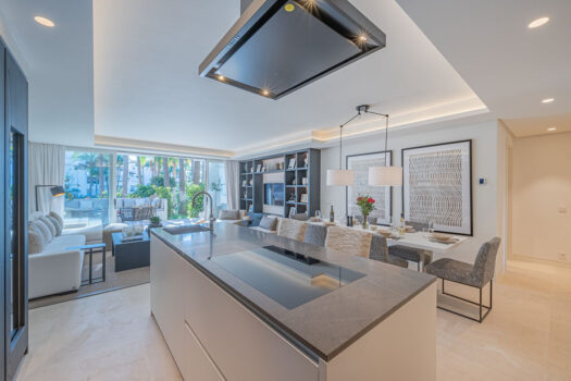 3 Bed Ground Floor Apartment for sale in The Golden Mile, Costa del Sol