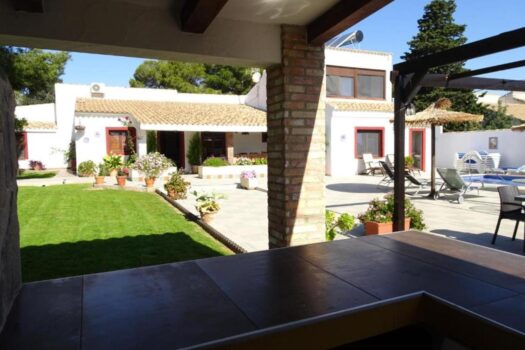 9 bedroom Villa for sale in Cabo Roig