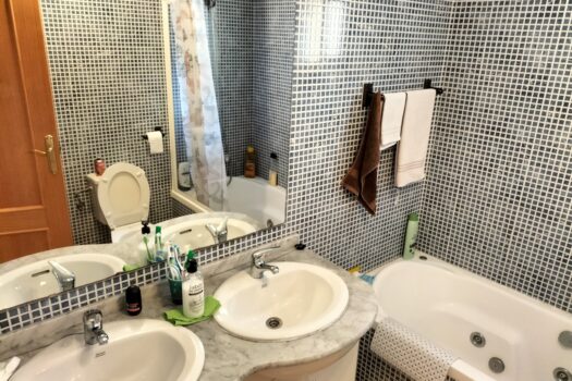 3 bedroom Townhouse for sale in Playa Flamenca