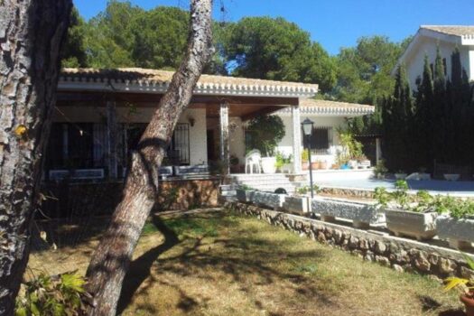 6 bedroom Villa for sale in Campoamor