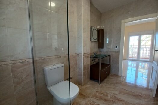 5 bedroom Villa for sale in Cabo Roig