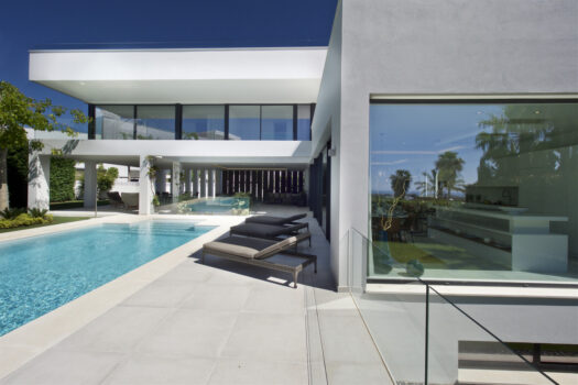 5 Bed Detached Villa for sale in Benahavis, Costa del Sol