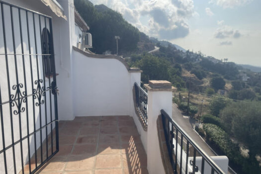 2 Bed Terraced Townhouse for sale in Mijas, Costa del Sol
