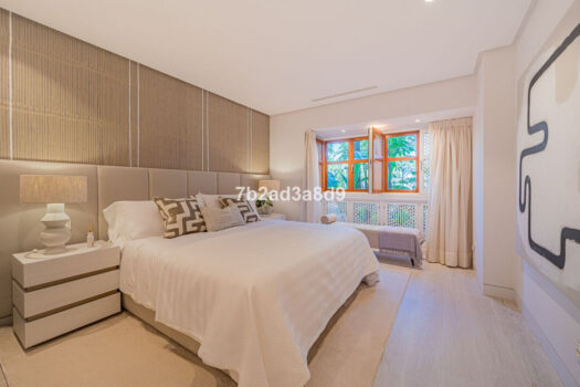 3 Bed Ground Floor Apartment for sale in The Golden Mile, Costa del Sol