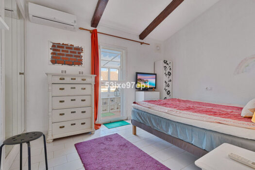 2 Bed Terraced Townhouse for sale in El Coto, Costa del Sol