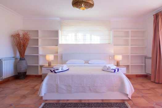 4 Bed Detached Villa for sale in Mijas Golf, Costa del Sol