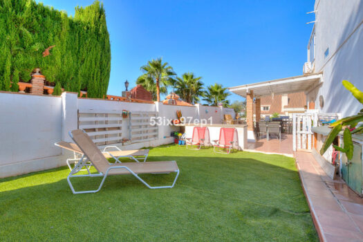 2 Bed Terraced Townhouse for sale in El Coto, Costa del Sol