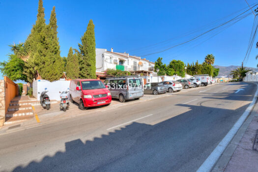 2 Bed Terraced Townhouse for sale in El Coto, Costa del Sol