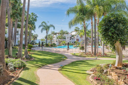 3 Bed Ground Floor Apartment for sale in The Golden Mile, Costa del Sol