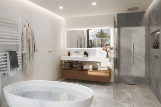 2 Bed Ground Floor Apartment for sale in Estepona, Costa del Sol