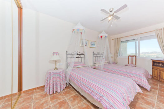 6 Bed Detached Villa for sale in Mijas Golf, Costa del Sol