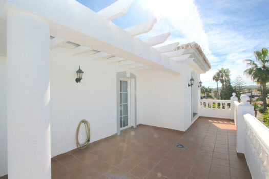 5 Bed Detached Villa for sale in Mijas Golf, Costa del Sol