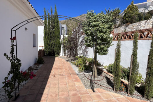 4 Bed Detached Villa for sale in Mijas, Costa del Sol