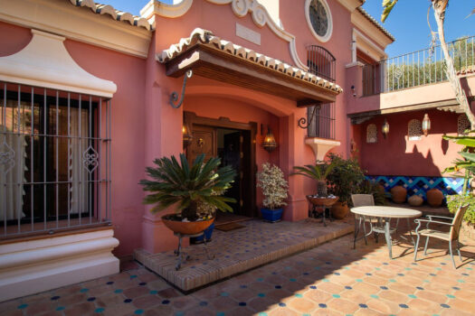 4 Bed Detached Villa for sale in Mijas Golf, Costa del Sol