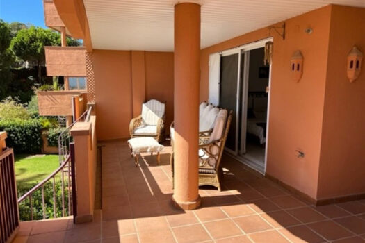 2 Bed Middle Floor Apartment for sale in La Mairena, Costa del Sol