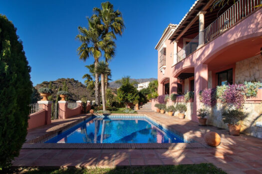 4 Bed Detached Villa for sale in Mijas Golf, Costa del Sol