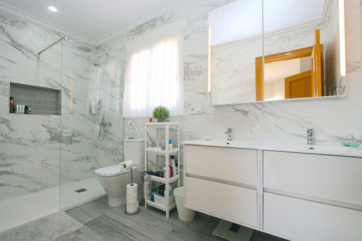 5 Bed Detached Villa for sale in Mijas Golf, Costa del Sol