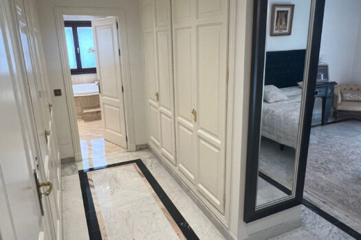 4 Bed roproperties.Penthouse Duplex Apartment for sale in Sierra Blanca, Costa del Sol