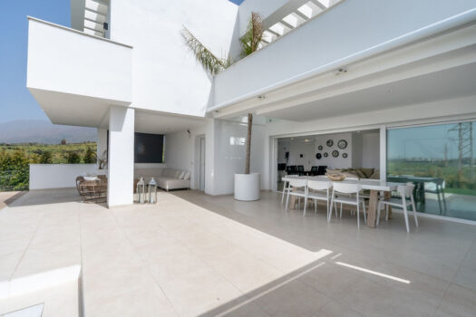 3 Bed Detached Villa for sale in Estepona, Costa del Sol