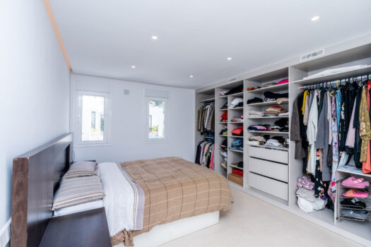 3 Bed Detached Villa for sale in Estepona, Costa del Sol
