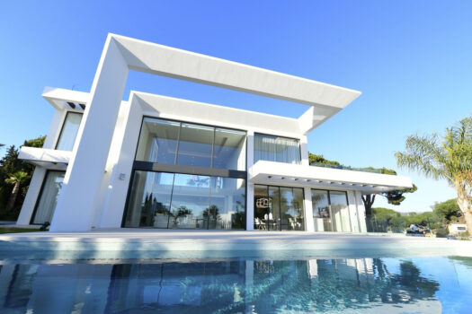 6 Bed Detached Villa for sale in Elviria, Costa del Sol