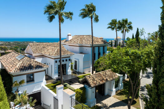 5 Bed Detached Villa for sale in Los Flamingos, Costa del Sol