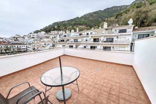2 Bed Penthouse Apartment for sale in Mijas, Costa del Sol