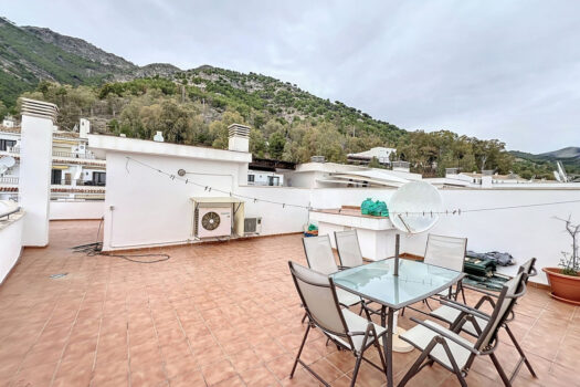 2 Bed Penthouse Apartment for sale in Mijas, Costa del Sol