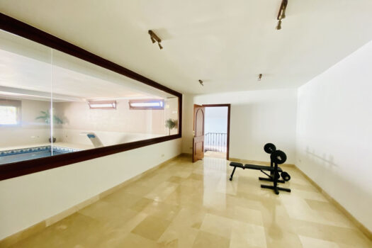 5 Bed Detached Villa for sale in Los Flamingos, Costa del Sol