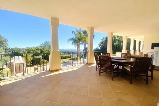 5 Bed Detached Villa for sale in Los Flamingos, Costa del Sol