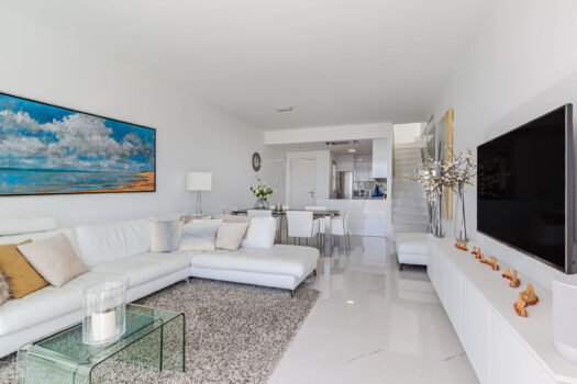 3 Bed Penthouse Apartment for sale in Estepona, Costa del Sol