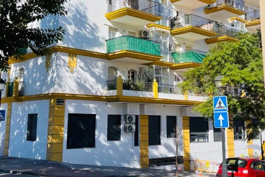 3 Bed Middle Floor Apartment for sale in Fuengirola, Costa del Sol