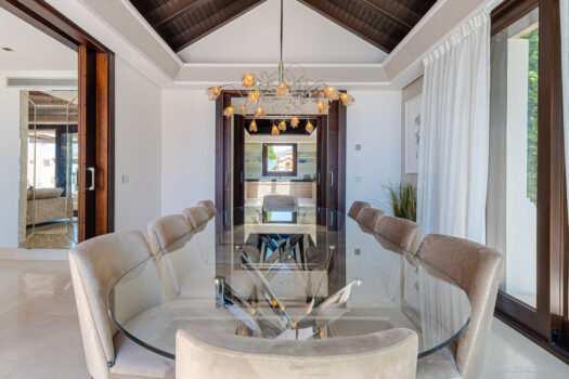 5 Bed Detached Villa for sale in Los Flamingos, Costa del Sol